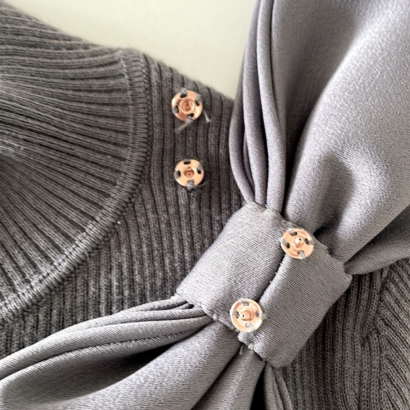 Ted Baker London Grey Cashmere Blend Knit Top w/ Shoulder Bow - Picture 6 of 13